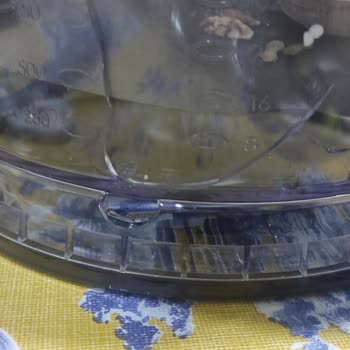 Tefal Amazon Türkiye'den Aldığım Ürün Kırık Çıktı Ve İade Sorunu Yaşıyorum