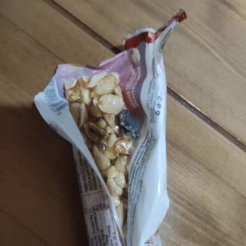 Gold Harvest Kuruyemiş Kuruyemiş Paketinden Plastik Parça Çıktı: Sağlık Tehlikesi!