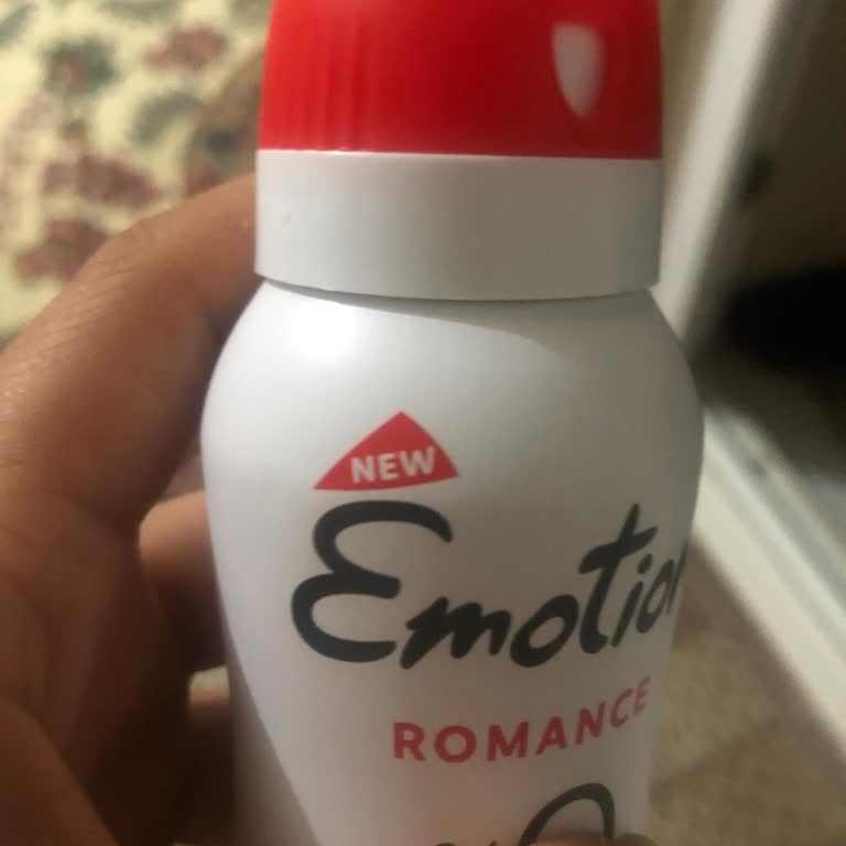 Emotion Kapak Sıvı Kaçırıyor