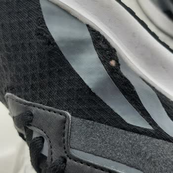 Reebok Ayakkabı Deformesi Ve İadesi
