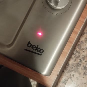Beko Elektrikli Ocakta Kalıcı Lekeler Ve Bayi Sorunu