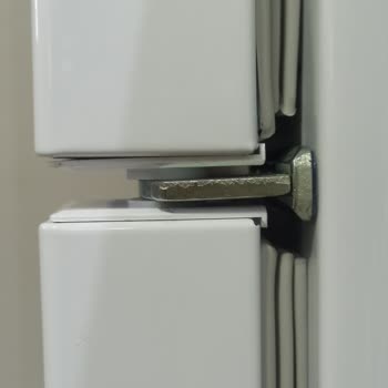 Arçelik Buzdolabında Kronik Kapı Sensörü ve Conta Sorunları