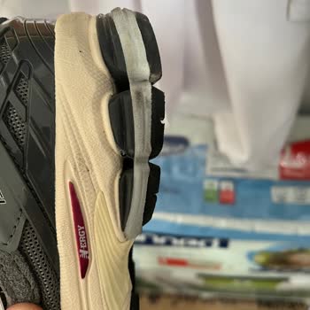 Shopier Satıcının Kullanılmış Ayakkabı Göndermesi