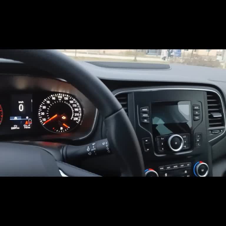 Renault Megane 4 Radyo Problemi