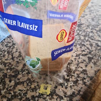 UNO Ekmek Üründen Haşere Çıkması