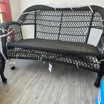 Bauhaus Gartenmöbelset defektes Zweisitzer-Bein, Umtausch verweigert, keine Reparatur