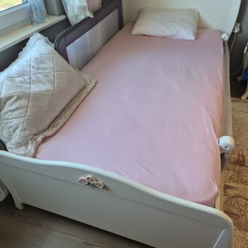 Meltem Mobilya'nın Garanti Kapsamında Olmayan Çatlak Sorunu