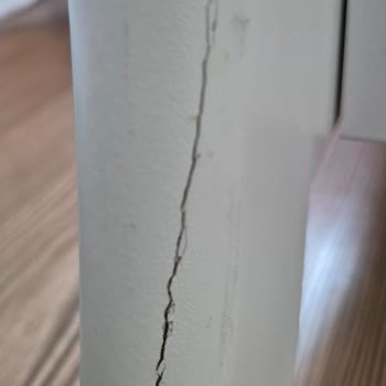 Meltem Mobilya'nın Garanti Kapsamında Olmayan Çatlak Sorunu