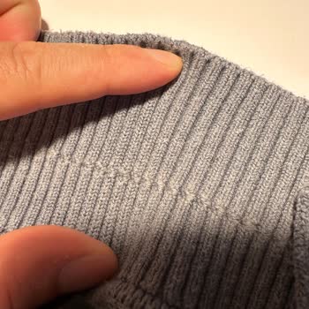 Massimo Dutti T-shirt Yakası Sorunu