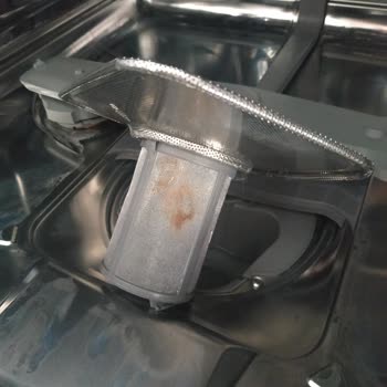 Beko 4044 Bulaşık Makinesi Paslanma Sorunu