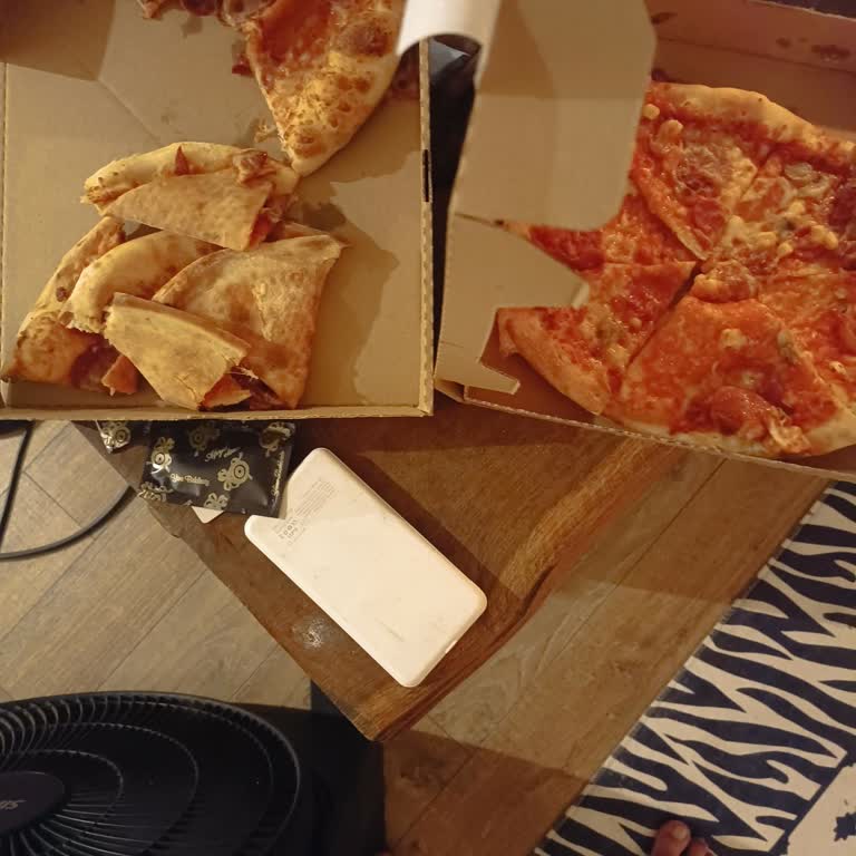 Yemek Sepeti Siparişimde Boş Pizza Ve İade Sorunu