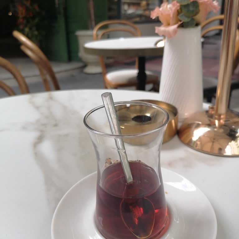 Alaköy Pastanesi Yüksek Fiyatlar Ve İlgisiz Personel Sorunu