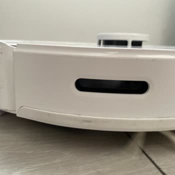 Roborock Q7 Max Keeps Crashing and Getting Stuck – Poor Navigation Performance