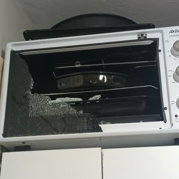 Arzum Midi Fırın Camı Dağıldı!