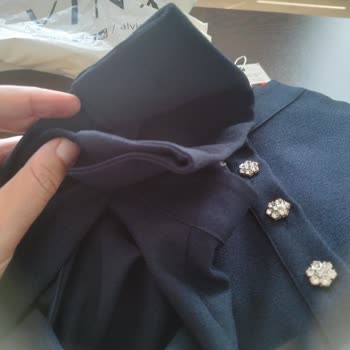 Mry Tekstil Aldığım Elbisenin Kol Düğmeleri Yok