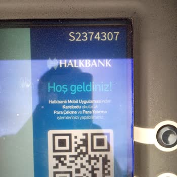 Halkbank ATM Parayı Yuttu