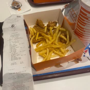 Popeyes Bayat Ürünler Zehirlenme Garantili