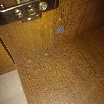 Adore Mobilya Birinci Gün Pişman Etti