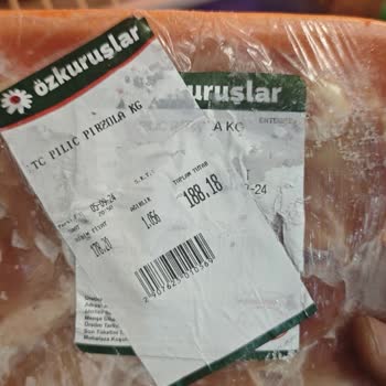 Özkuruşlar Öz Kuruşlar Tüm Şarküteri Ürünlerini Bozuk Olduğunu Bilerek Satıyor.