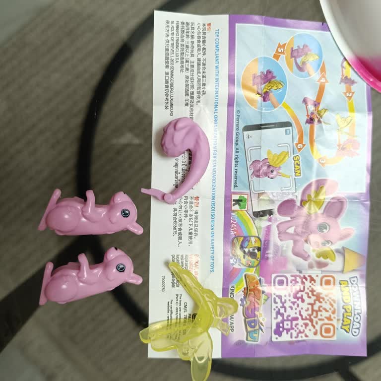 Kinder Hatalı Oyuncak Koyulmuş