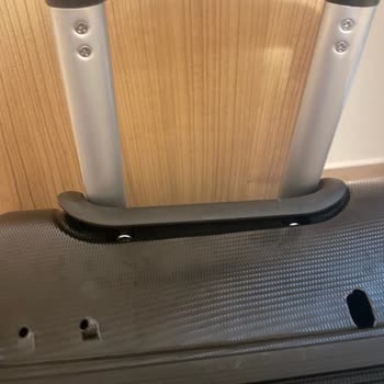 THY Uçuşunda Valizim Kırıldı Ve Üzerine Pekmez Döküldü