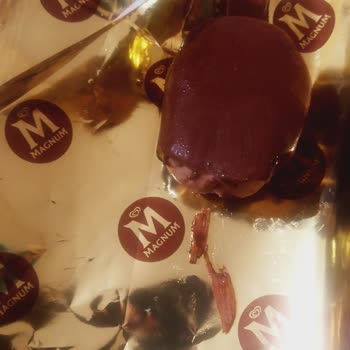 Magnum Dondurmanın İçinde Odun Parçası Çıktı