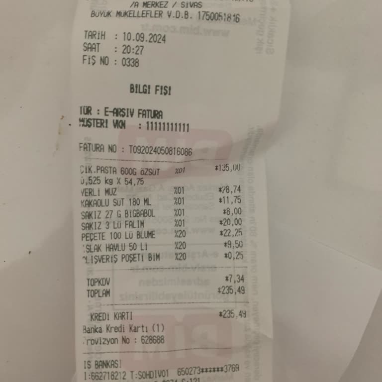 BİM Özsüt Bol Çikolatalı Pasta