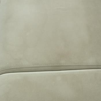 İnobella Mobilya Koltukta Çıkmayan Lekeler Ve Kalitesiz Kumaş Sorunu