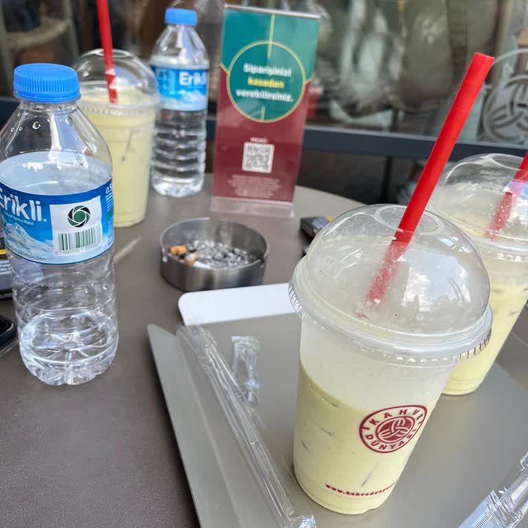 Kahve Dünyası Kızılay AVM Kötü İletişim Ve Kalitesiz Hizmet Anlayışı