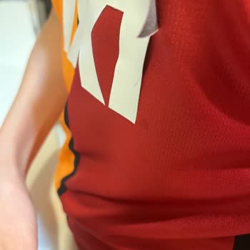 GS Store Yüksek Fiyatlı Formaların Kalite Sorunu