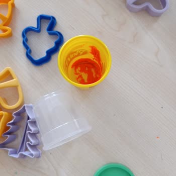 Play-Doh Oyun Hamurunun Yapışkan Olması.