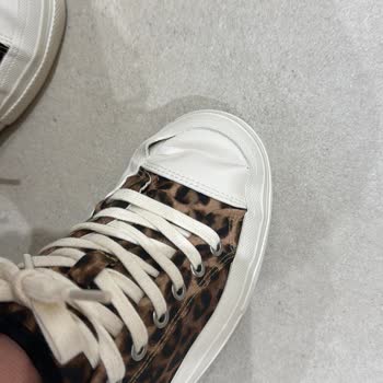 Zara Sattığı Ürünün Arkasında Durmuyor.