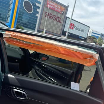 Hyundai Bayon Aracımın Sağ Arka Camı Bozulması Ve Çözümün Olmaması