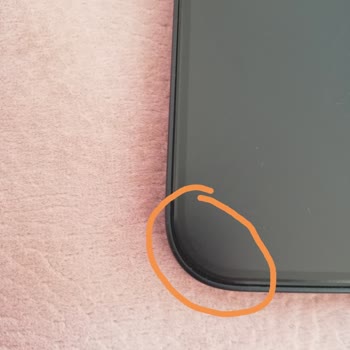 Hepsiburada İPhone 13 Ekran Boşluğu