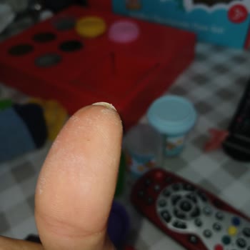 Fisher-Price "Learning Shapes" Play Dough Causes White Residue on Skin