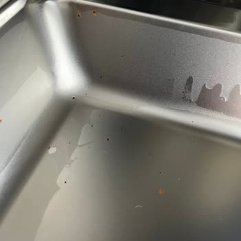 Siemens Bulaşık Makinesinde Pas Sorunu Ve İlgisizlik