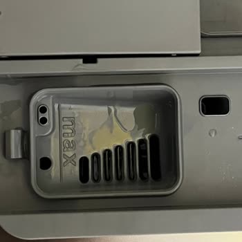 Siemens Bulaşık Makinesinde Pas Sorunu Ve İlgisizlik