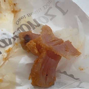 Çiğ Döner Ve Yanlış Soslar: Maydanoz Döner'den Hayal Kırıklığı