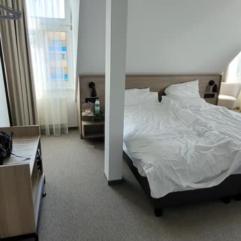 Hotels.com Oda Rezervasyonu Yanlış Bilgi Ve Görseller
