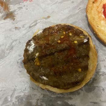 Burger King İnsanların Sağlıklarıyla Oynuyorlar Yemekleriyle!