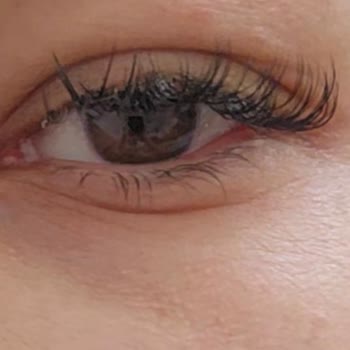 Başak Sönmez Beauty Center İpek Kirpik İşlemi Çalışan Üslupsuzluğu