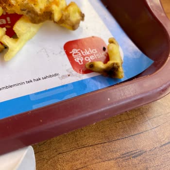 Venezia Mega Outlet Popeyes Zehirlenme Garantili Yemek Mekanı