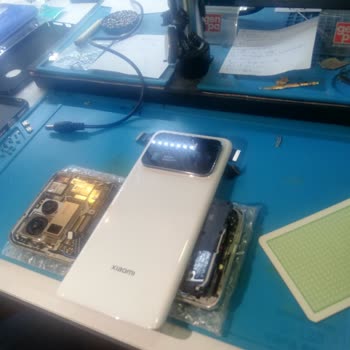 Decathlon Su Sızdırmaz Telefon Kılıfı