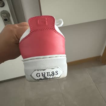 Guess Ayakkabı Şikayet Var