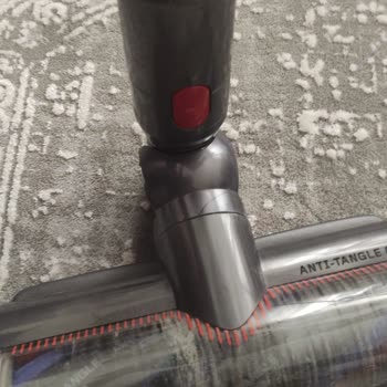 Dyson V15 Digital Motorbar Head Broken Without Use, No Response from Customer Service