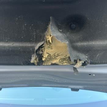 Peugeot 2008 Kaput Keçesi Sorunu Zeytinburnu Odak Sorunu Üstlenmiyor