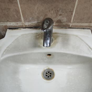 Erciyes Üniversitesi Hastaneleri Erciyes Üniversitesi Tıp Fakültesi Hastanesinin Temizliği?