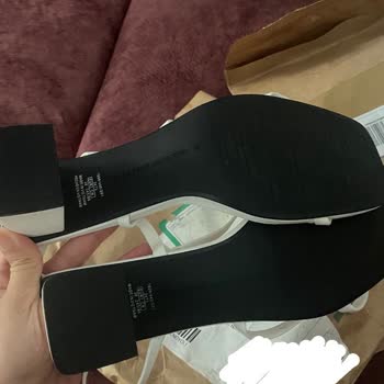 Pull and Bear Etiketsiz Gelen Ayakkabı Ve İade Sorunu