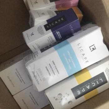 LİCAPE'NİN Dalga Geçer Gibi Ürün Göndermesi