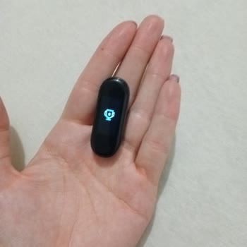 Polosmart Akıllı Bileklik Sürekli Titriyor